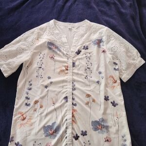 Floral Embroidered White Blouse